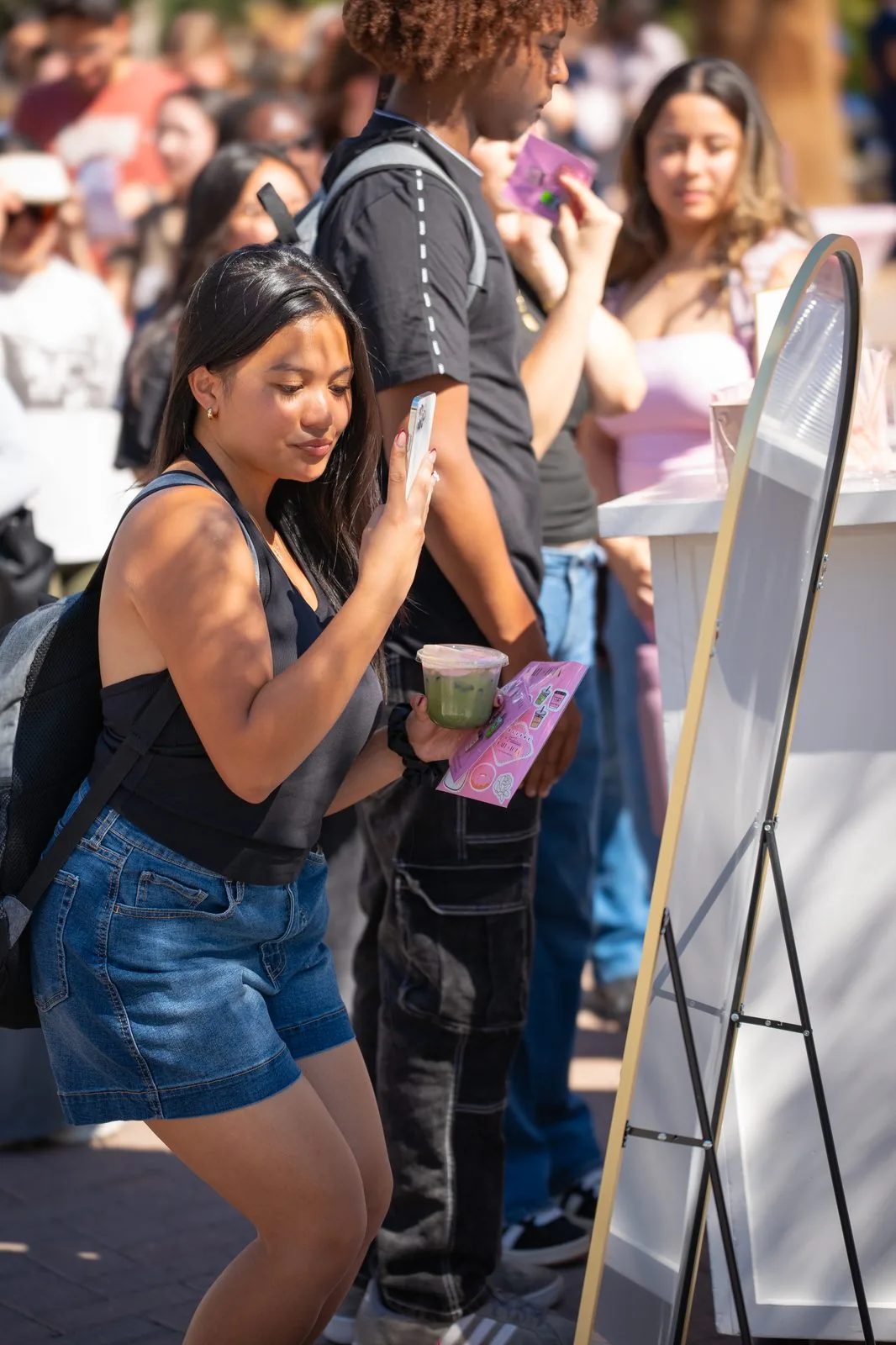 Café Lola — Student Engagement